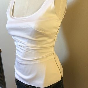 Elie Tahari top